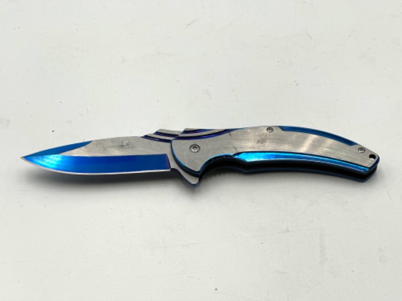 Photo 1 of BLUE SILVER DESIGN FALCON POCKET KNIFE NEW