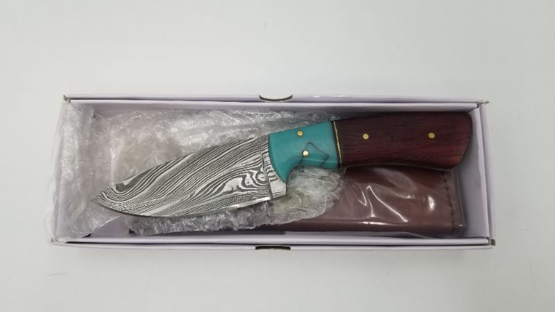 Photo 3 of DAMASCUS STEEL 8 INCH WOOD TURQUOISE HUNTER KNIFE NEW 