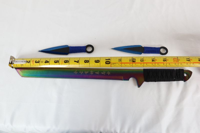 Photo 2 of 17 INCH NINJA SWORD WITH 2 THROWING KNIVES NEW
