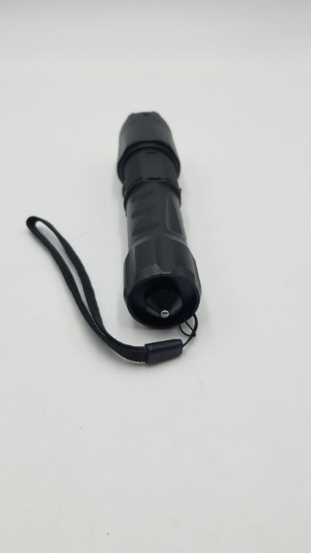 Photo 3 of SELF DEFENSE STIN GUN LED FLASHLIGHT ALUMINUM LIGHT WEIGHT BODY 1 CAR CHARGER 1 WALL CHARGER AND A HOLSTER NEW 