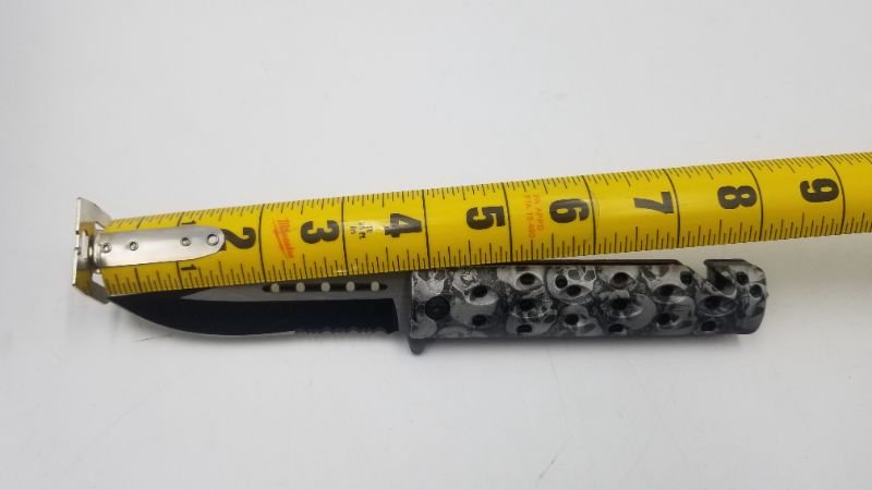 Photo 2 of 8 INCH SKULL POCKET KNIFE WITH SEATBELT CUTTER NEW 