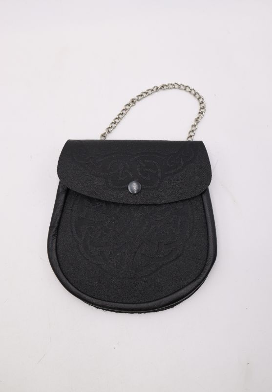 Photo 1 of SPORRAN DOUBE EMBOSSED BLACK 