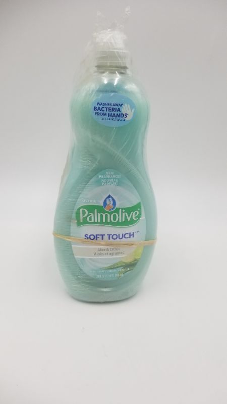 Photo 3 of Palmolive Ultra Soft Touch Aloe And Citrus Liquid Dish Soap