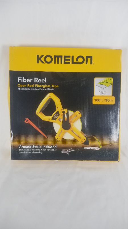 Photo 2 of Komelon 6611IM Feet/Inches and Metric Fiber Tape Reel with Double Nylon Coated Fiberglass Blade, 100-Feet-30M by 1/2-Inch 100ft - Inch Metric Fiberglass Tape Measure