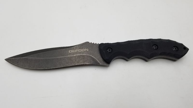Photo 1 of DEFCON HYDRA HUNTING KNIFE NEW 
