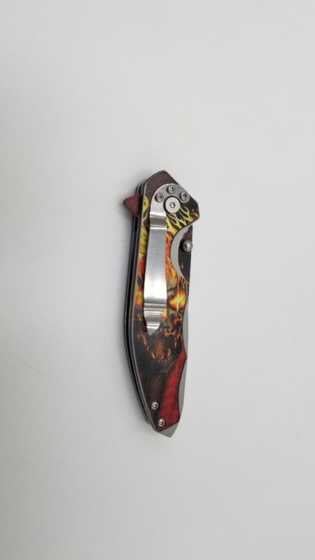 Photo 2 of 4.5 Inch Flame Skull  Pocket Knife New