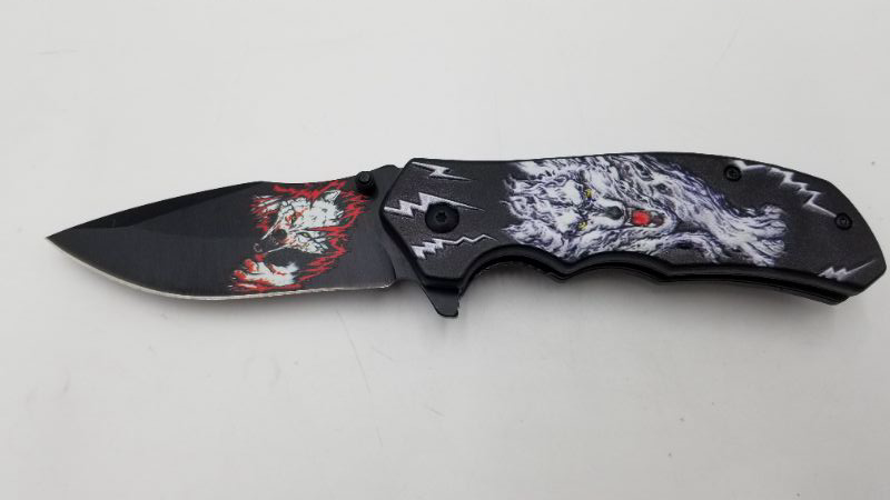 Photo 1 of White hunter Wolf 4.75 Inch Blade New