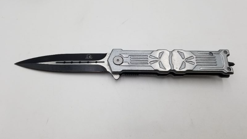 Photo 1 of FALCON 3.25 INCH BLADE SKULL DESIGN AND WINDOW BREAKER POCKET KNIFE NEW