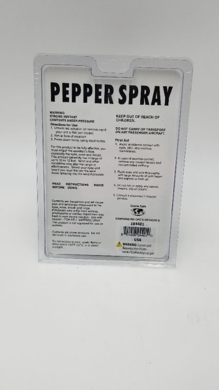 Photo 3 of 2 Pack  Police Magnum Pepper Dpray 1/2oz Sprays 10-12 Feet 