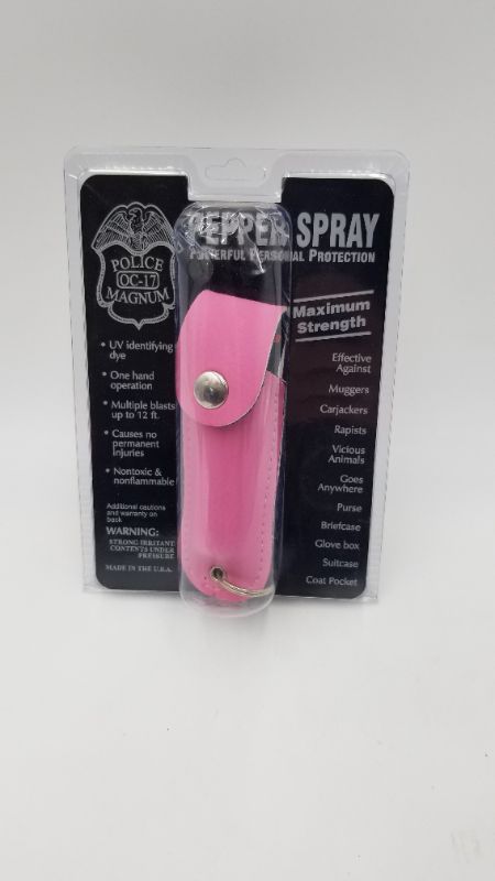 Photo 2 of 2 Pack  Police Magnum Pepper Dpray 1/2oz Sprays 10-12 Feet 