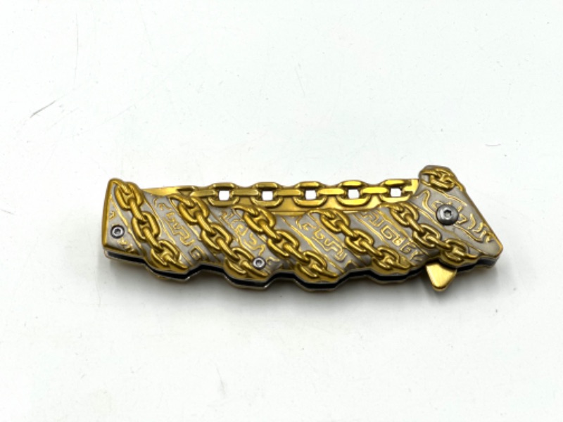 Photo 2 of GOLD CHAIN DESIGN POCKET KNIFE NEW