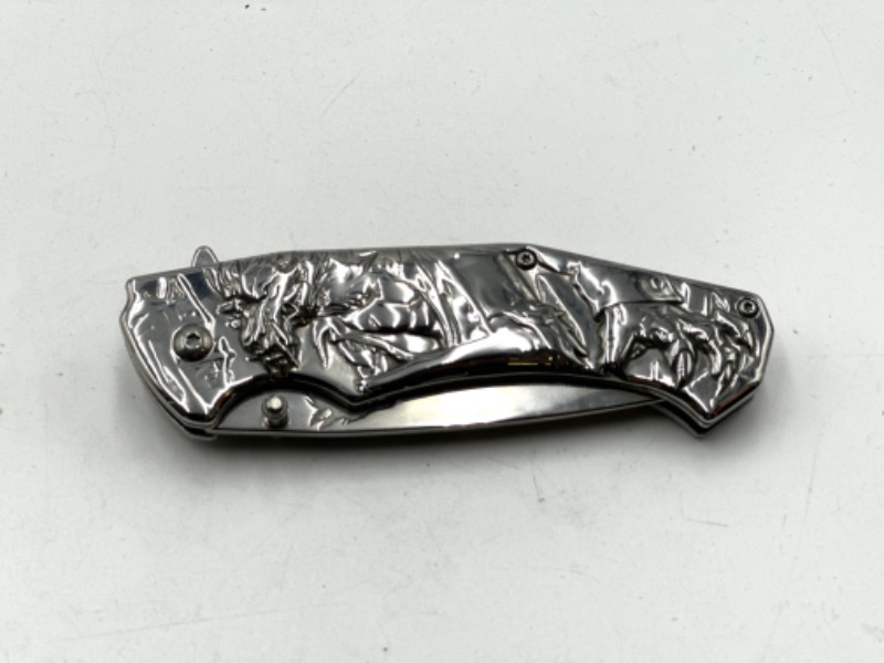 Photo 2 of CHROME DRAGON DESIGNED FALCON POCKET KNIFE NEW