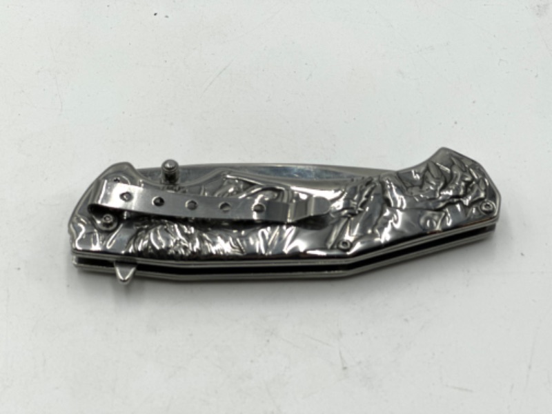 Photo 3 of CHROME DRAGON DESIGNED FALCON POCKET KNIFE NEW