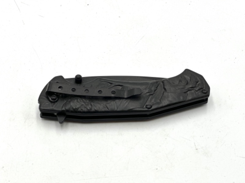 Photo 3 of BLACK OUTDOOR DRAGON DESIGN POCKET KNIFE NEW