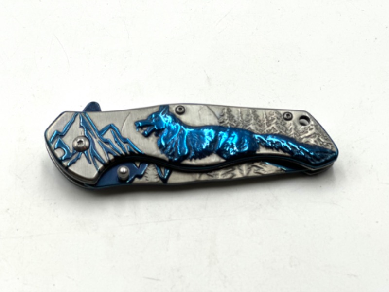 Photo 2 of BLUE AND SILVER OUTDOOR DESIGNED POCKET KNIFE NEW