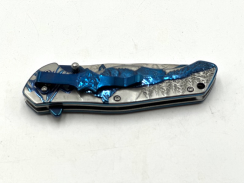 Photo 3 of BLUE AND SILVER OUTDOOR DESIGNED POCKET KNIFE NEW