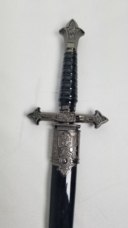 Photo 2 of 12 INCH DAGGER WITH UNICORN DESIGN NEW 