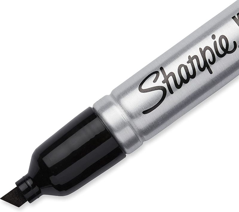 Photo 3 of Sharpie King Size Permanent Markers Large Chisel Tip, Great For Poster Boards, Black, 12 Count New