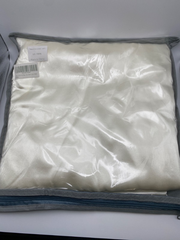 Photo 2 of cream ruffle bedding duvet cover set, twin size, silk  New