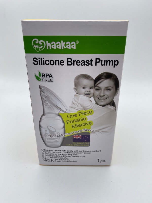 Photo 4 of haakaa Manual Breast Pump for Breastfeeding 4oz/100ml New