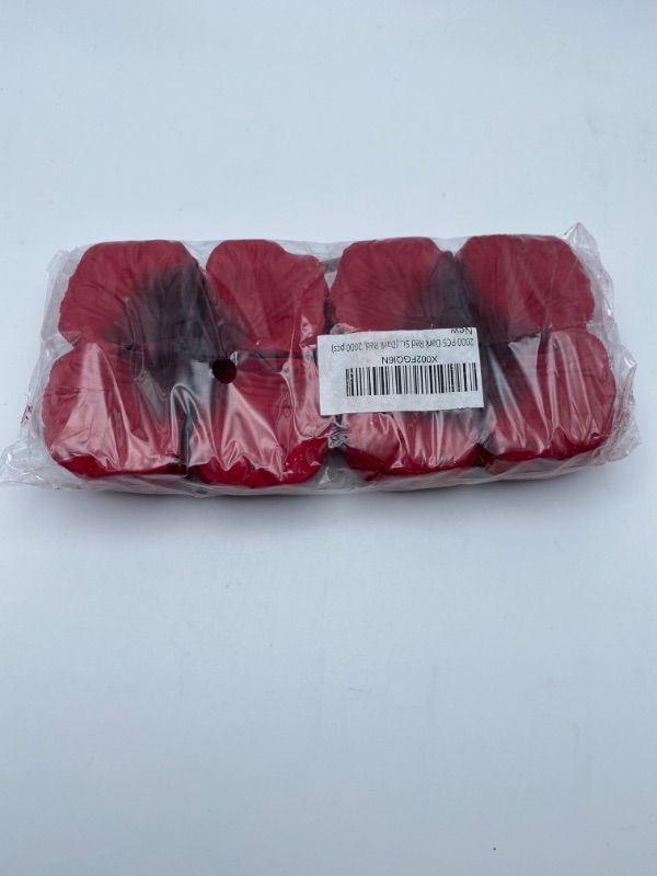 Photo 4 of 2000 PCS Dark Red Silk Rose Petals Artificial Flower Wedding Party Flower Decoration for Romantic Night Valentine Day (Dark Red, 2000 pcs) New