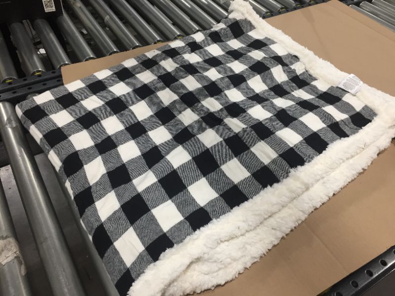 Photo 2 of Eddie Bauer Black White Buffalo Plaid 50" x 60" Cabin Sherpa Throw Blanket
