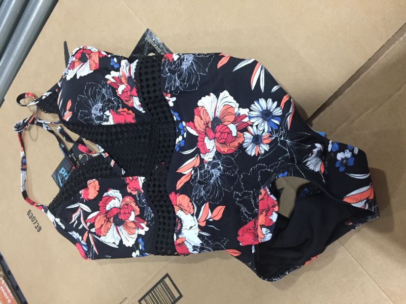 Photo 1 of CUPSHE Marina Floral One Piece Swimsuit, SIZE L