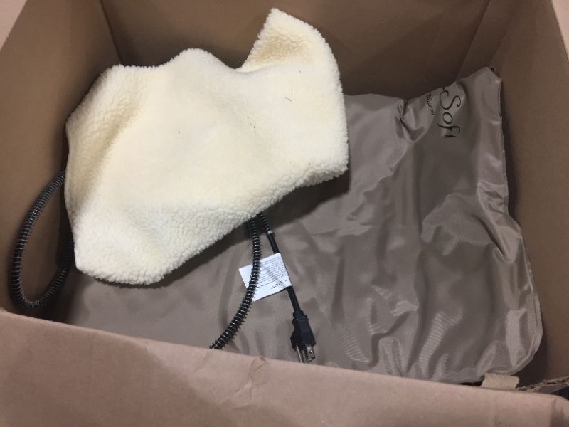 Photo 1 of K&H Lectro-Soft Outdoor Heated Pet Dog Bed, Tan, LARGE, WITH 3 PILLOWS
