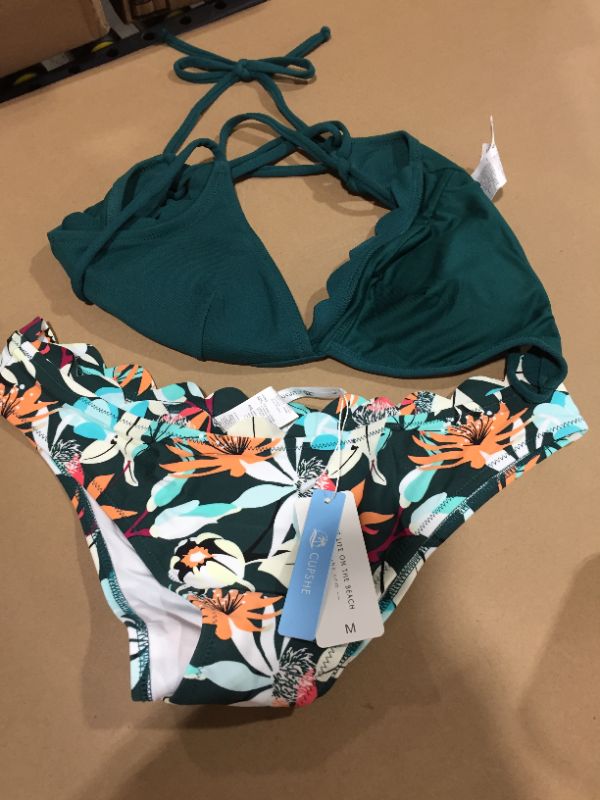 Photo 2 of CUPSHE Green Scalloped Edge V-Neck Printed Bottom Bikini, SIZE M