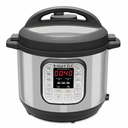 Photo 1 of Instant Pot Duo60 V3 6qt 7-in-1 Multi-use Programmable Pressure Cooker