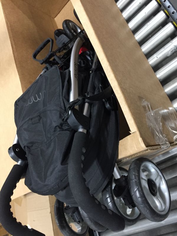 Photo 3 of Summer Infant 3Dlite Convenience Stroller, Black (Silver Frame)
