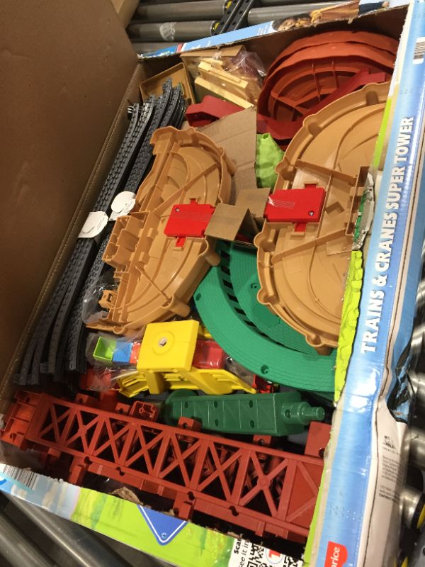 Photo 2 of Thomas & Friends Trains & Cranes Super Tower Motorized Toy Train Playset