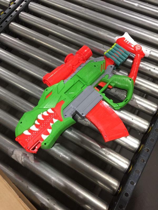 Photo 2 of Nerf DinoSquad Rex-Rampage Motorized Dart Blaster, 10-Dart Clip, 20 Nerf Darts