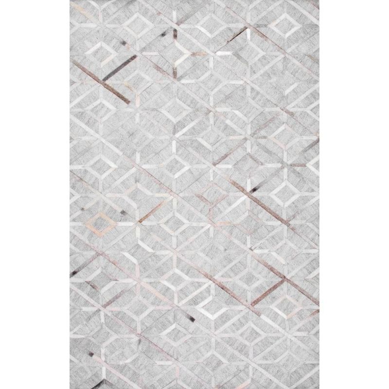 Photo 1 of Chanda Cowhide Diamond Trellis Gray 5 ft. x 8 ft. Area Rug