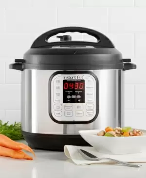 Photo 1 of Instant Pot Duo60 V3 6qt 7-in-1 Multi-use Programmable Pressure Cooker