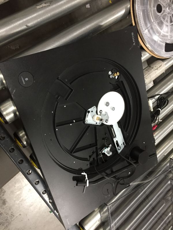 Photo 5 of Sony - Bluetooth Stereo Turntable - Black, FOR PARTS ONLY
