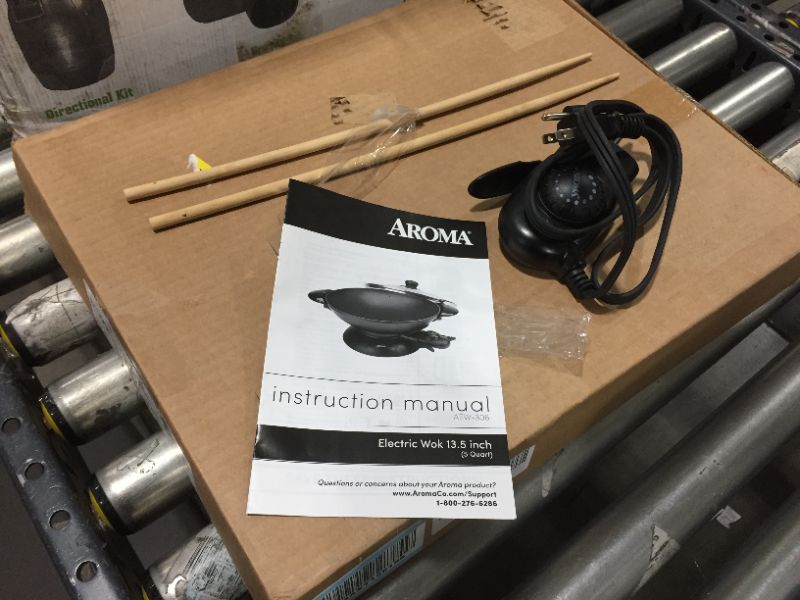 Photo 3 of Aroma AEW-306 5 Quart Electric Wok