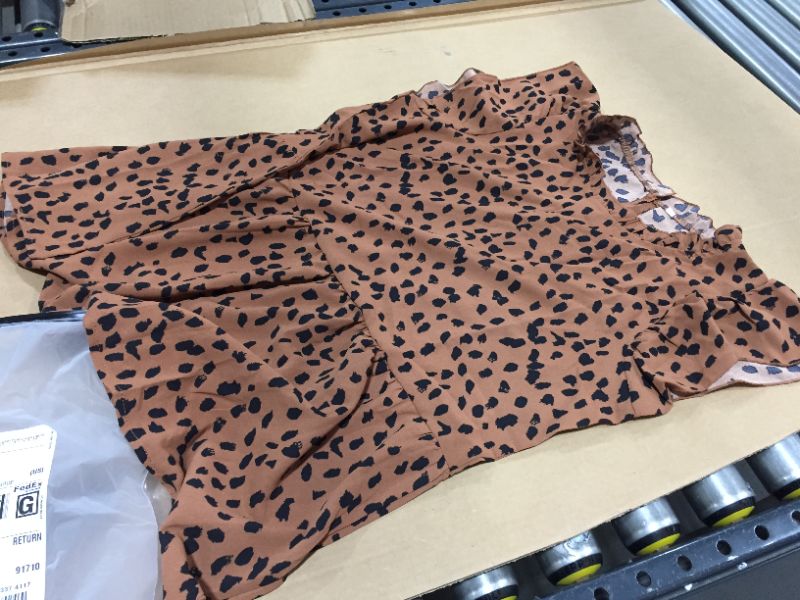 Photo 1 of SIZE SMALL WOMENS LEOPARD PRINT TOP