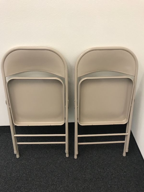 Photo 2 of Metal Folding Chairs 6 Pack