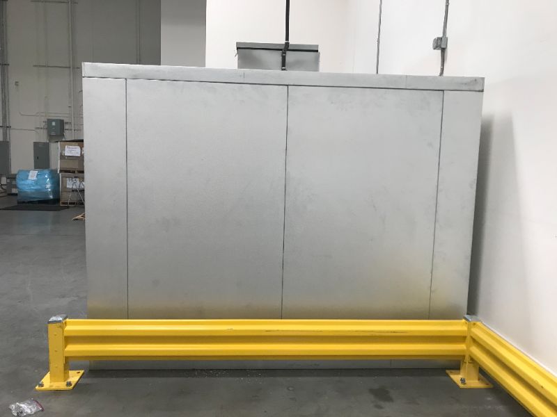 Photo 3 of KOLPAK Industrial Freezer 9ft 8in by 9ft 8in by 7ft 6in & Yellow Safety Rail