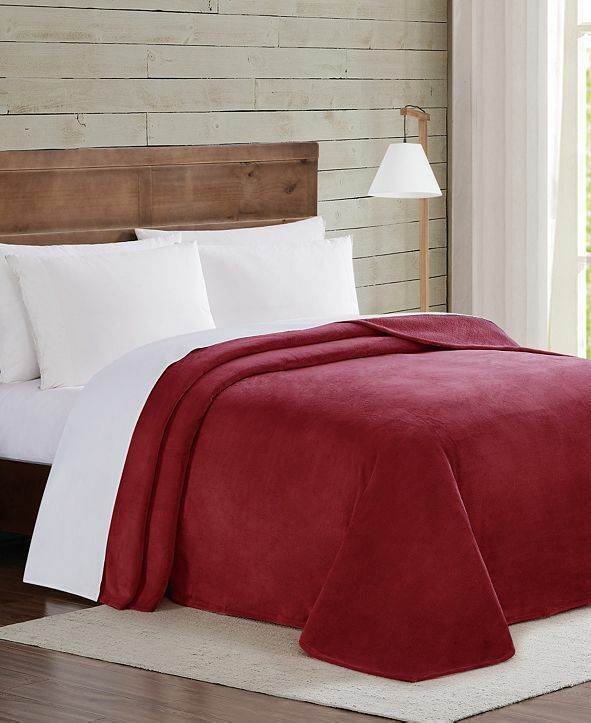 Photo 1 of Classic Velvety Plush Faux Fleece Blanket Full/Queen Garnet
90in x 90in
100% Polyester