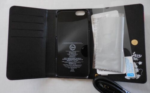 Photo 3 of Disney True Love Cross Body wallet Case Mickey And Minnie New. Disney Store Authentic! Four card pockets
* Includes clip case and screen guard * Fits iPhone 6 * Allows complete access to all buttons and ports* Magnetic snap closure
* Adjustable Cross-body