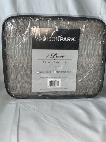 Photo 4 of Madison Park Amaya 3 Piece Cotton Seersucker Duvet Cover Set in Grey  King / Cal King. Comforter Cover 
King/Cal King - 1 Duvet Cover: 104"W x 92"L - 2 King Shams: 20"W x 36"L(2) - FEATURES 100% cotton seersucker duvet cover set with tassel trims
 Inside 