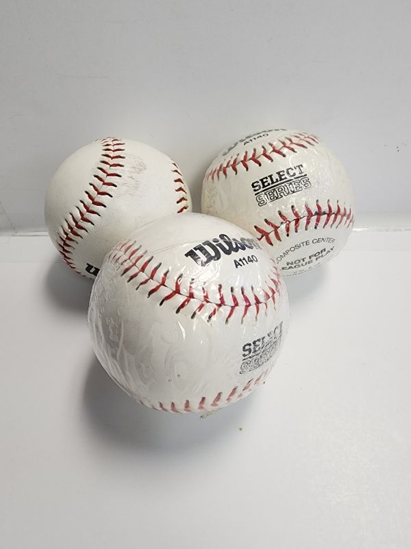 Photo 1 of Wilson A1140 Traditional Baseball 3 pack