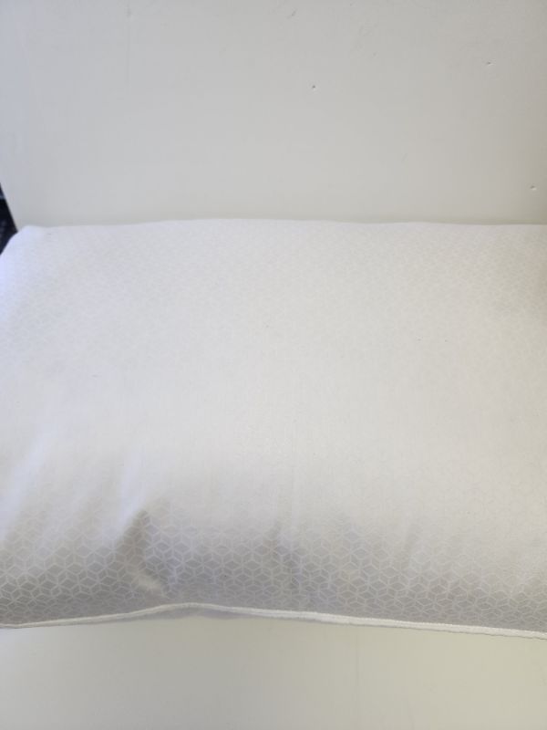 Photo 1 of CALVIN KLEIN DIAMOND GRID PRINT EXTRA FIRM SUPPORT STANDARD/QUEEN PILLOW
Down & Feather Mix