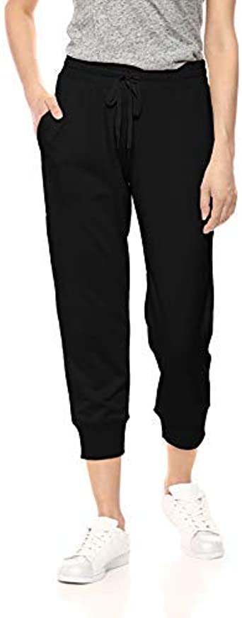 Photo 1 of Amazon Essentials Women's Relaxed-Fit Studio Terry Capri Jogger Pant (XL)
