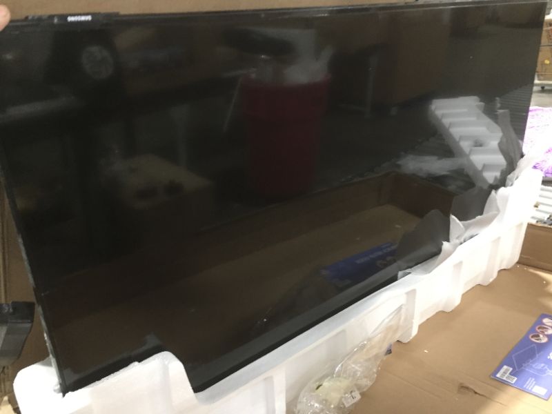 Photo 3 of Samsung - 50" Class 8000 Series LED 4K UHD Smart Tizen TV--- part only