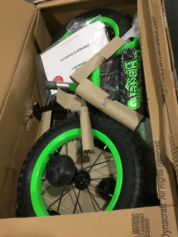 Photo 2 of Dynacraft Magna Kids Bike Boys 12 Inch Wheels 
