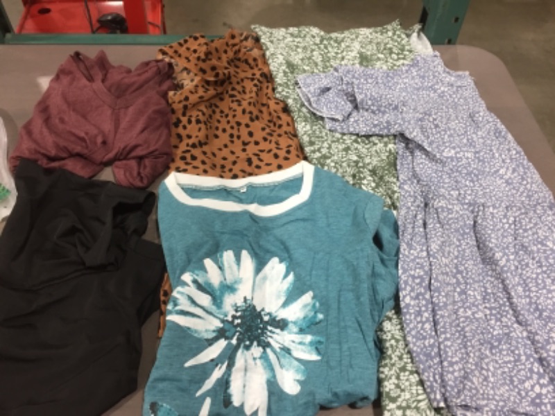 Photo 1 of 6 Pack Womens Clothing- Various Sizes- Sold as is