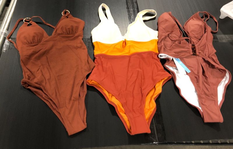 Photo 1 of 3 PACK BIKINIS ALL MEDIUM 